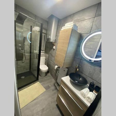 Apartament Studio En Hyper Centre De Dole Zewnętrze zdjęcie
