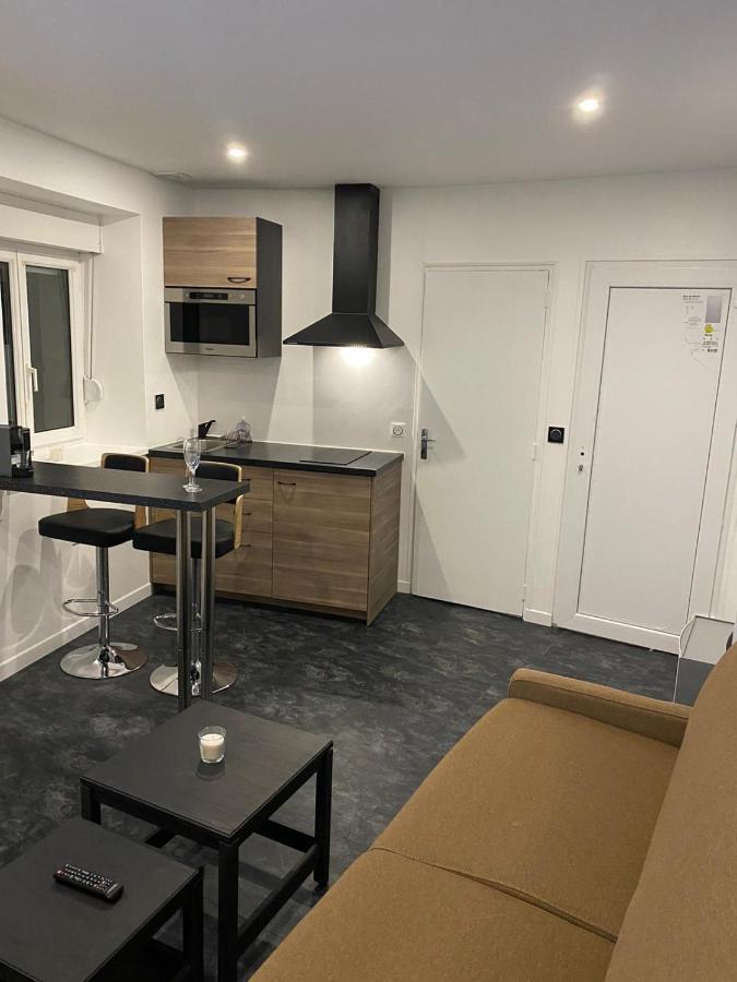Apartament Studio En Hyper Centre De Dole Zewnętrze zdjęcie